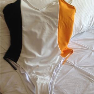 One piece swimsuit suite